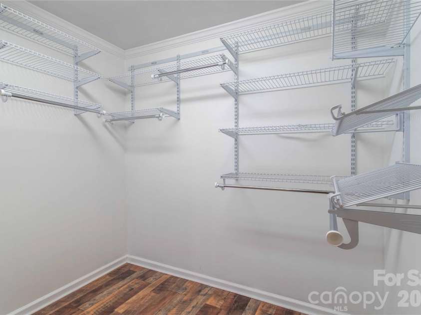 15 Bowman Ridge Road, Hendersonville, NC 28739.  MLS# CAR4369770, YatesRealty ID 26608. Primary Closet