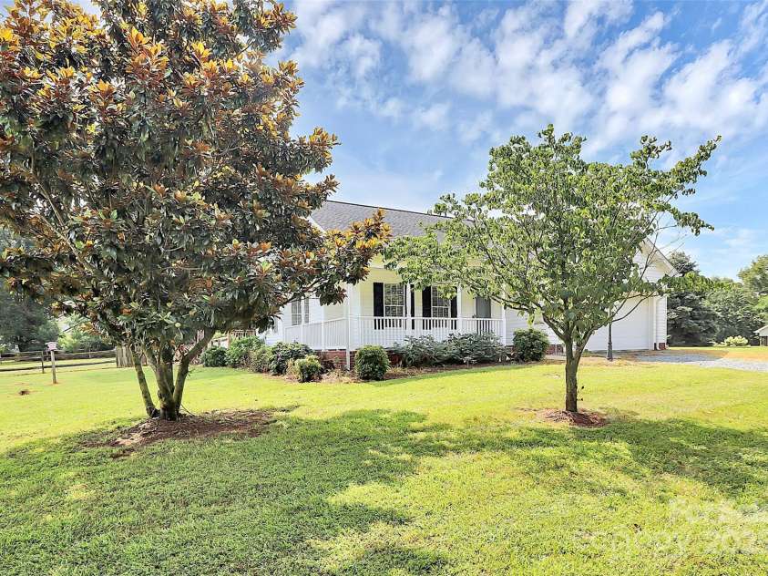 6812 Sugar And Wine Road, Monroe, NC 28110.  MLS# CAR4281685, YatesRealty ID 26609. 