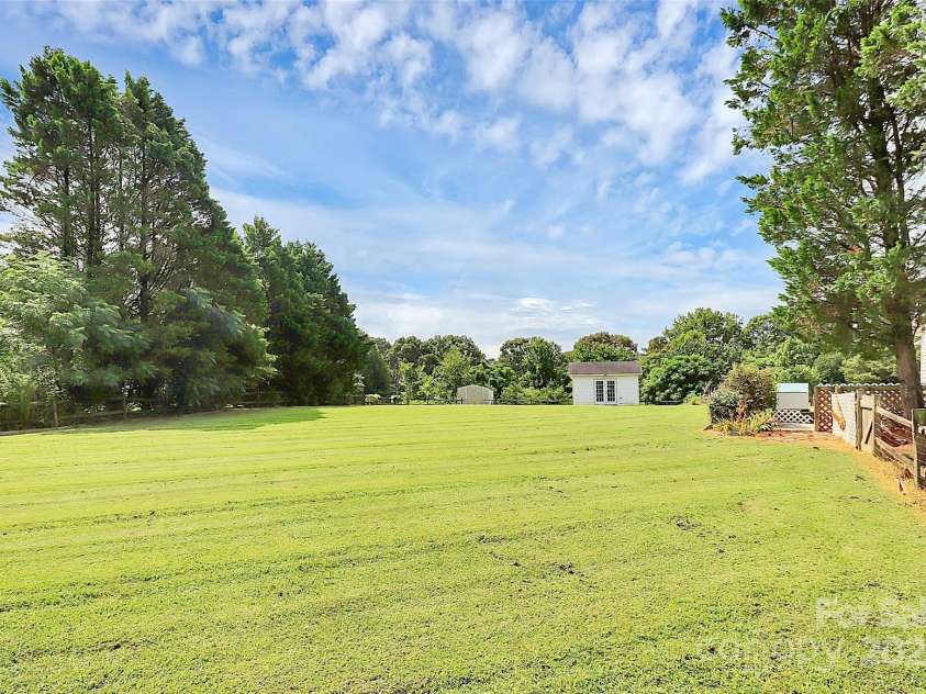 6812 Sugar And Wine Road, Monroe, NC 28110.  MLS# CAR4281685, YatesRealty ID 26609. 