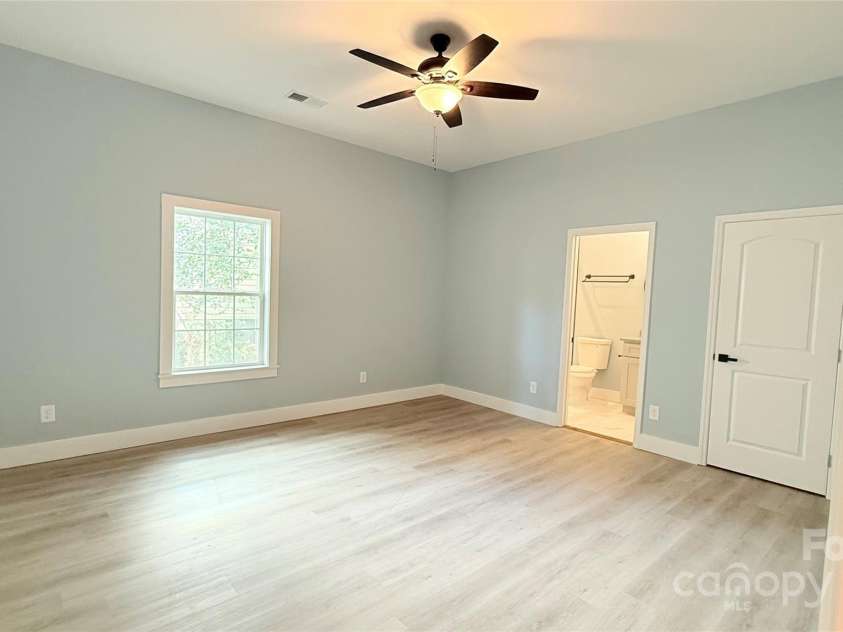 106 Market Street, Lancaster, SC 29720.  MLS# CAR4309751, YatesRealty ID 2661. 