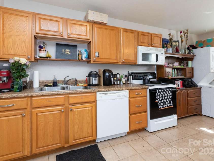 94 Church Road, Fairview, NC 28730.  MLS# CAR4230684, YatesRealty ID 2661. 