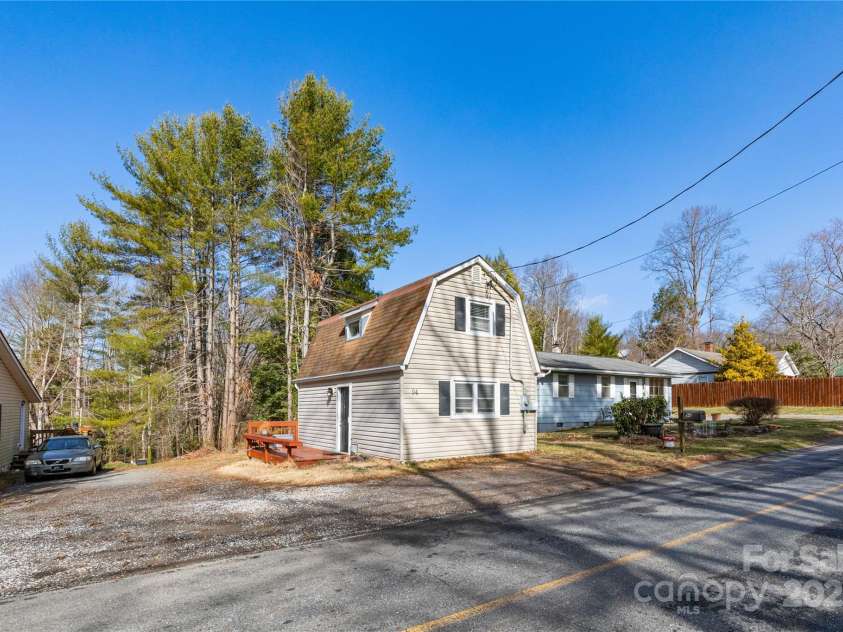 94 Church Road, Fairview, NC 28730.  MLS# CAR4230684, YatesRealty ID 2661. 