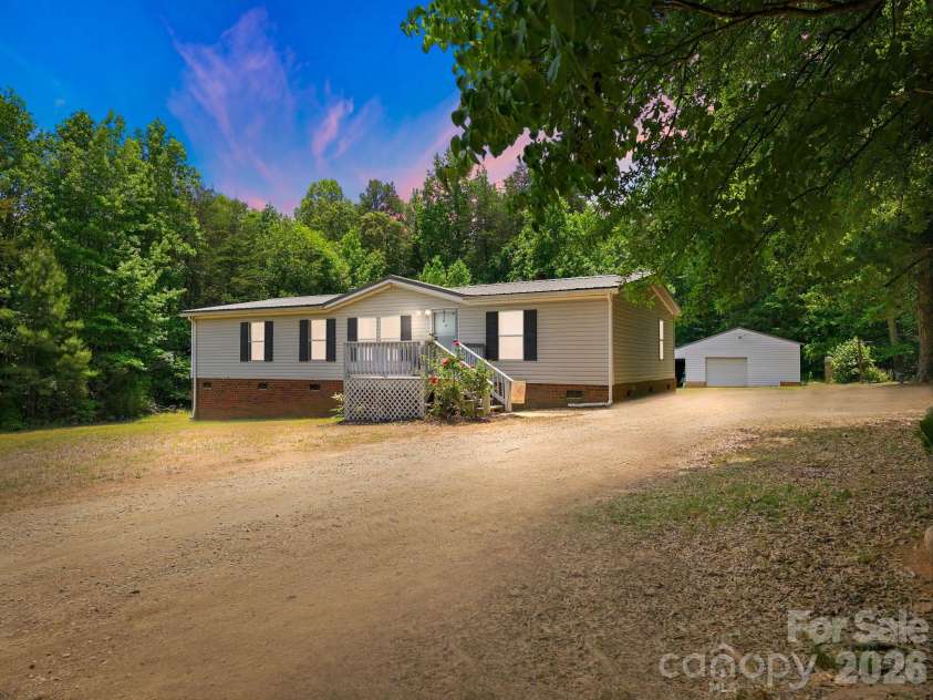 675 Overcash Road, Salisbury, NC 28147.  MLS# CAR4386587, YatesRealty ID 26610. 