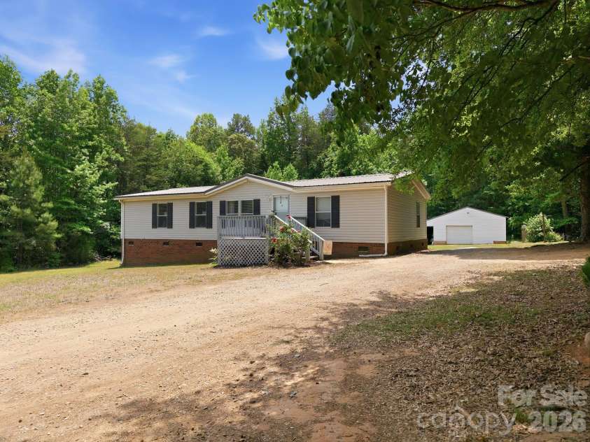 675 Overcash Road, Salisbury, NC 28147.  MLS# CAR4386587, YatesRealty ID 26610. 