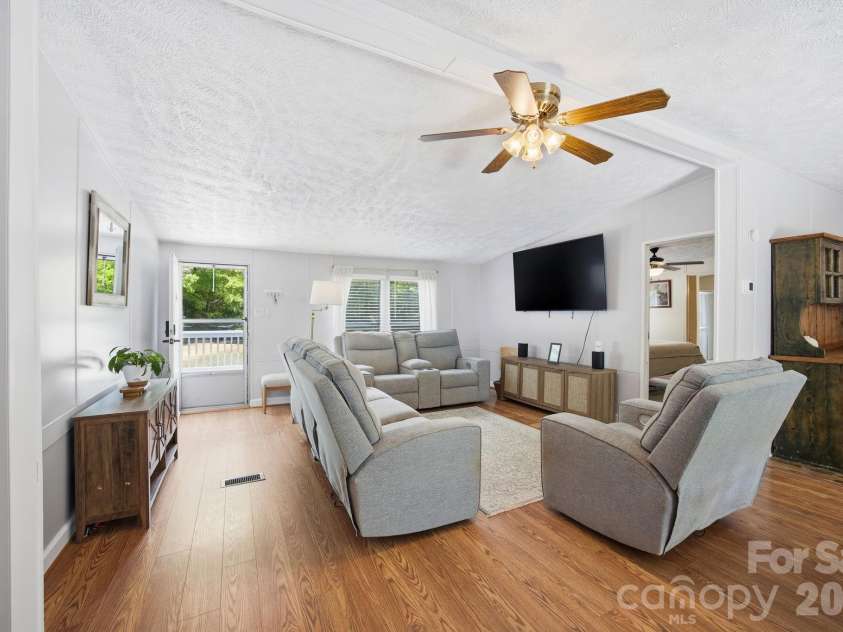 675 Overcash Road, Salisbury, NC 28147.  MLS# CAR4386587, YatesRealty ID 26610. 