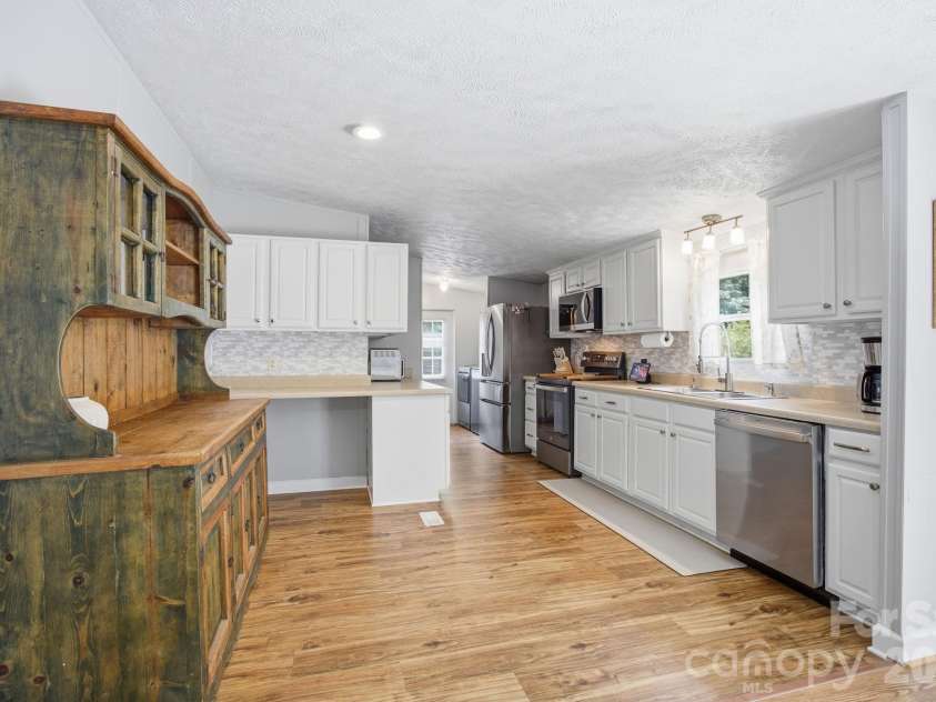 675 Overcash Road, Salisbury, NC 28147.  MLS# CAR4386587, YatesRealty ID 26610. 