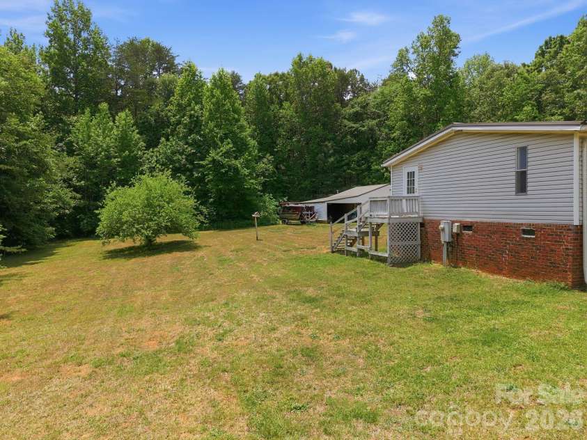 675 Overcash Road, Salisbury, NC 28147.  MLS# CAR4386587, YatesRealty ID 26610. 