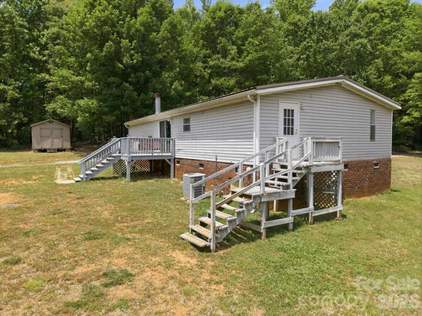 675 Overcash Road, Salisbury, NC 28147.  MLS# CAR4386587, YatesRealty ID 26610. 