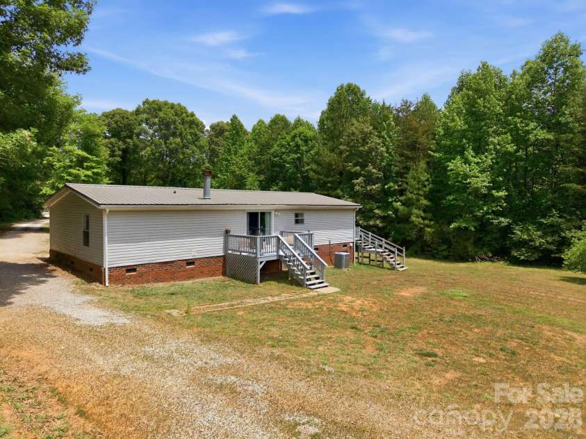 675 Overcash Road, Salisbury, NC 28147.  MLS# CAR4386587, YatesRealty ID 26610. 