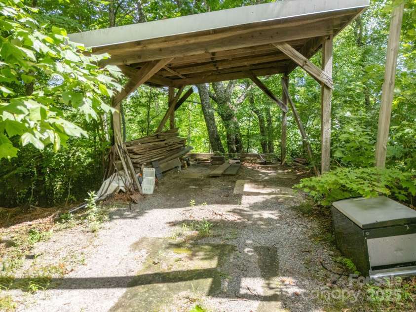 150 Marcellina Drive, Fairview, NC 28730.  MLS# CAR4279667, YatesRealty ID 26611. 