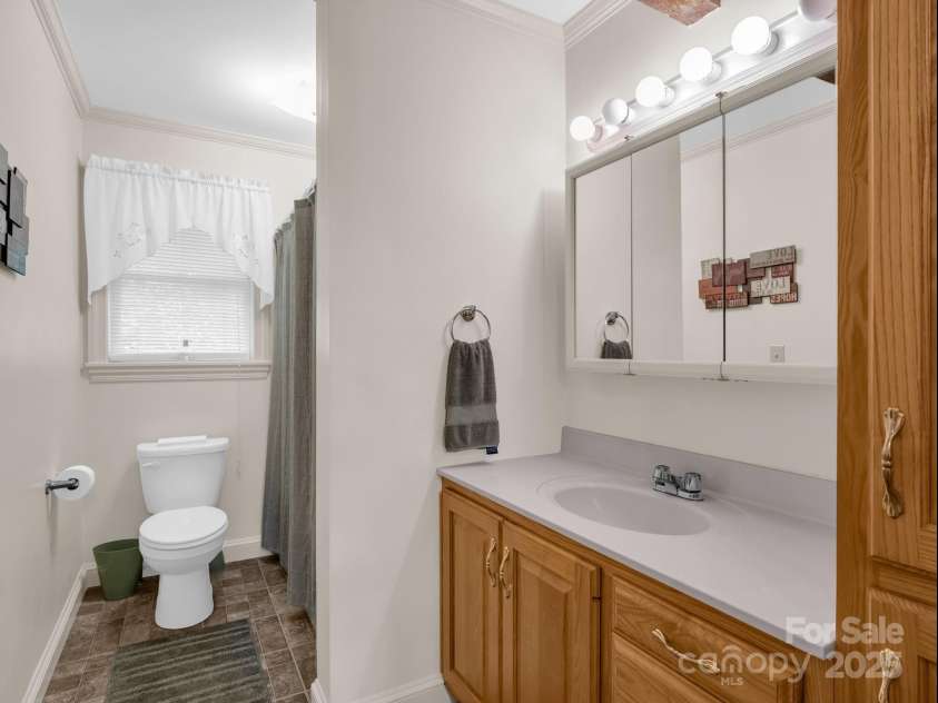 150 Marcellina Drive, Fairview, NC 28730.  MLS# CAR4279667, YatesRealty ID 26611. Full bath (upstairs)