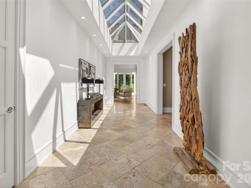 606 Ardrey Circle, Davidson, NC 28036.  MLS# CAR4280219, YatesRealty ID 26611. 