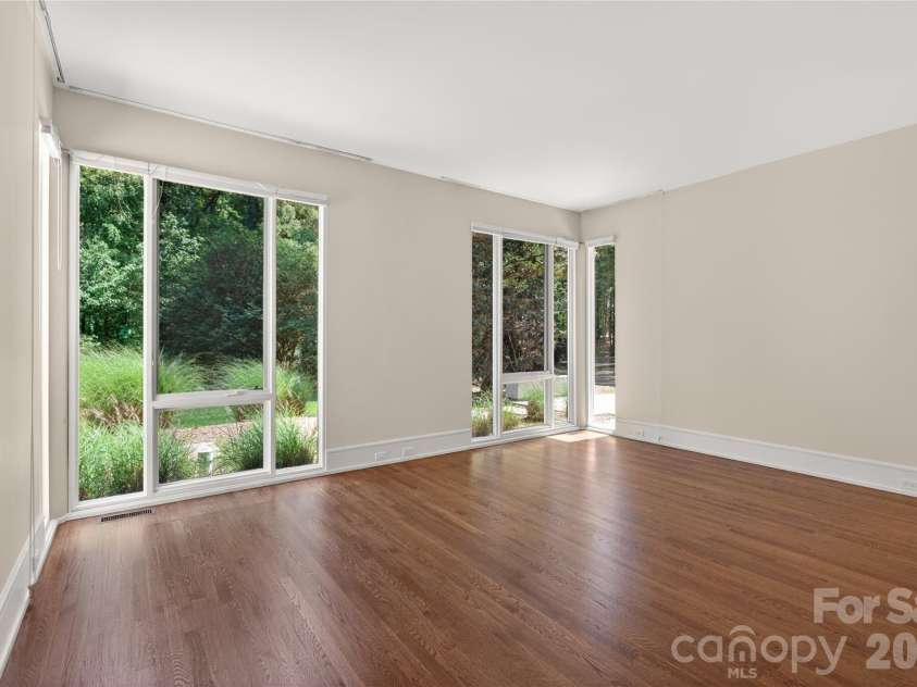 606 Ardrey Circle, Davidson, NC 28036.  MLS# CAR4280219, YatesRealty ID 26611. Bedroom 4