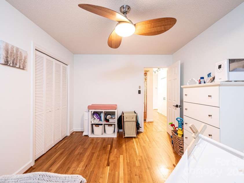 3776 Rams Club Place, Lenoir, NC 28645.  MLS# CAR4282916, YatesRealty ID 26612. 