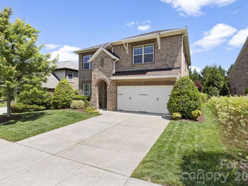 9564 Heritage Farm Avenue, Concord, NC 28027.  MLS# CAR4381734, YatesRealty ID 26612. 
