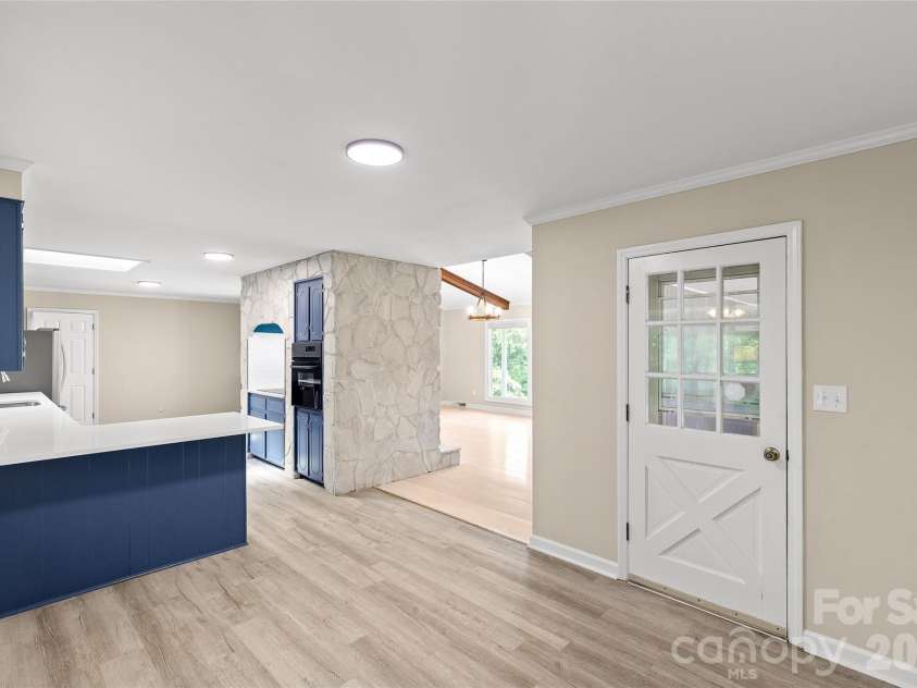 2004 Fountain Lane, Stanley, NC 28164.  MLS# CAR4385342, YatesRealty ID 26613. 