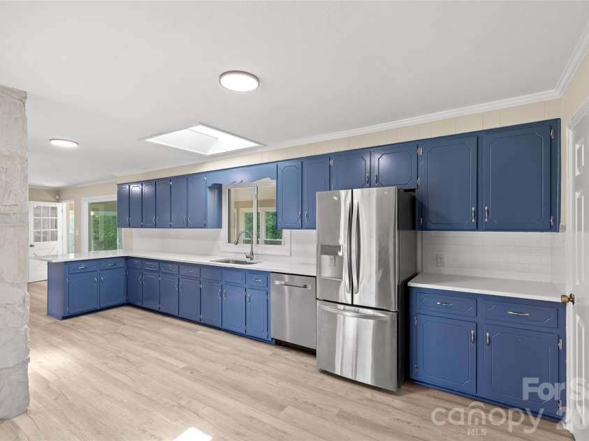 2004 Fountain Lane, Stanley, NC 28164.  MLS# CAR4385342, YatesRealty ID 26613. 