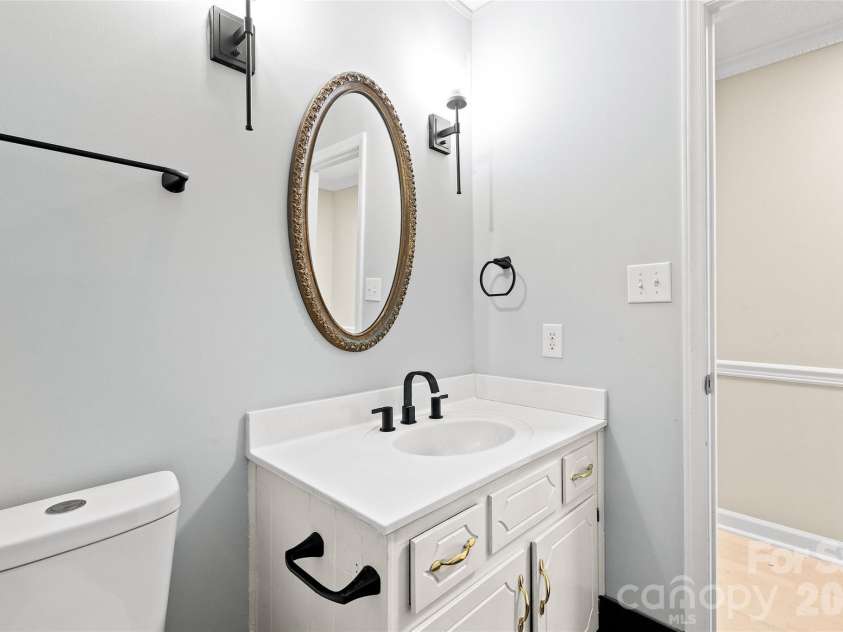 2004 Fountain Lane, Stanley, NC 28164.  MLS# CAR4385342, YatesRealty ID 26613. 