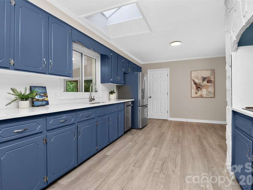 2004 Fountain Lane, Stanley, NC 28164.  MLS# CAR4385342, YatesRealty ID 26613. 