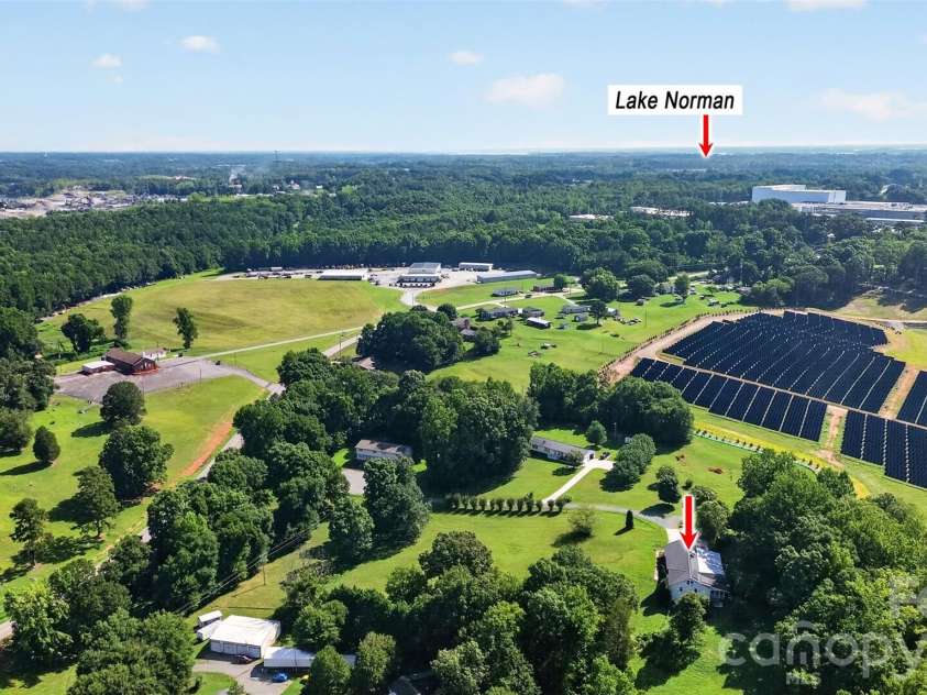 2004 Fountain Lane, Stanley, NC 28164.  MLS# CAR4385342, YatesRealty ID 26613. 