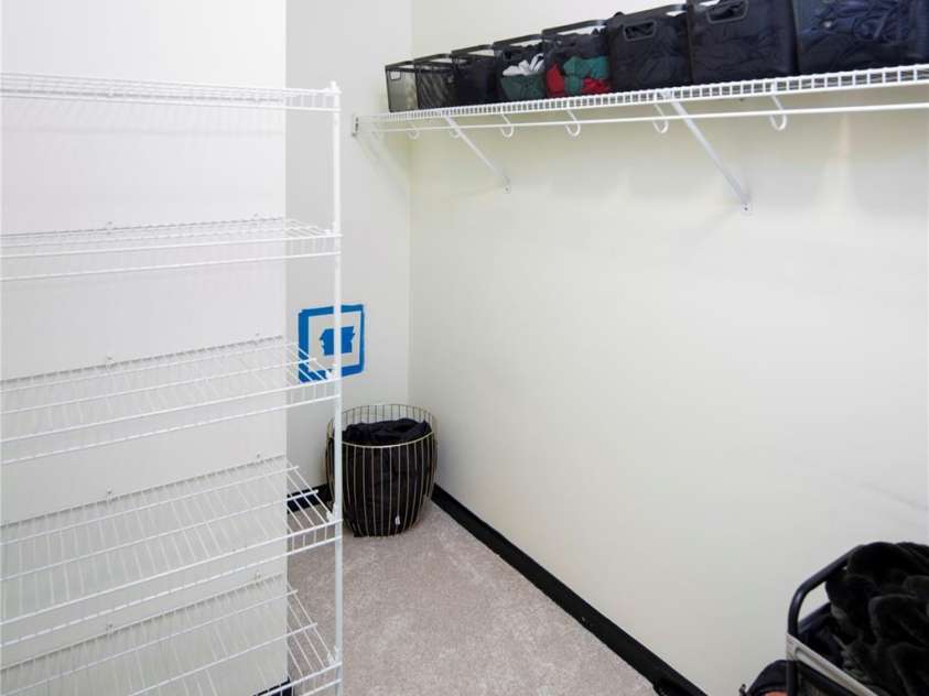 738 Appeldoorn Circle, Asheville, NC 28803.  MLS# CAR4274041, YatesRealty ID 26613. 