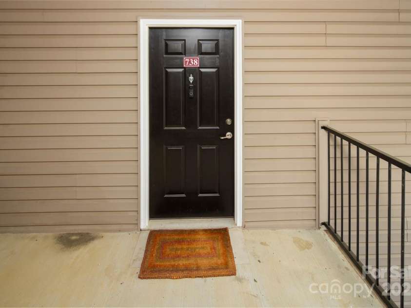 738 Appeldoorn Circle, Asheville, NC 28803.  MLS# CAR4274041, YatesRealty ID 26613. 