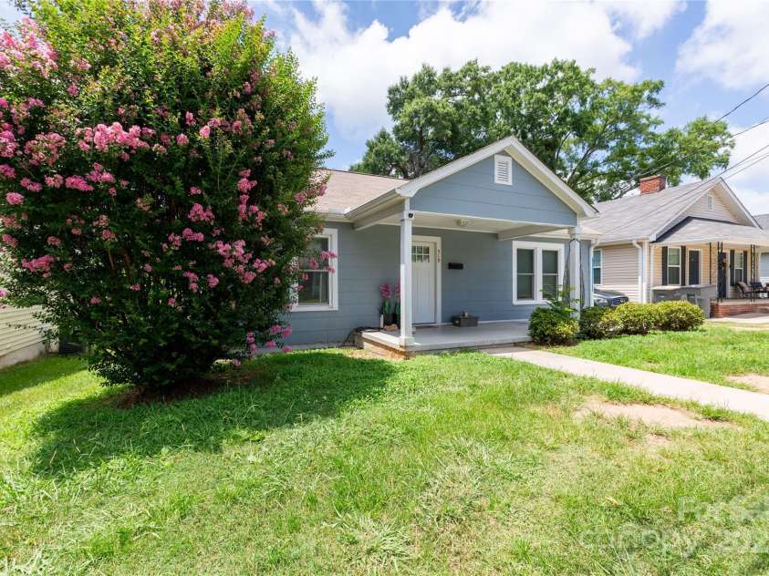 519 Rose Avenue, Kannapolis, NC 28083.  MLS# CAR4282227, YatesRealty ID 26615. 