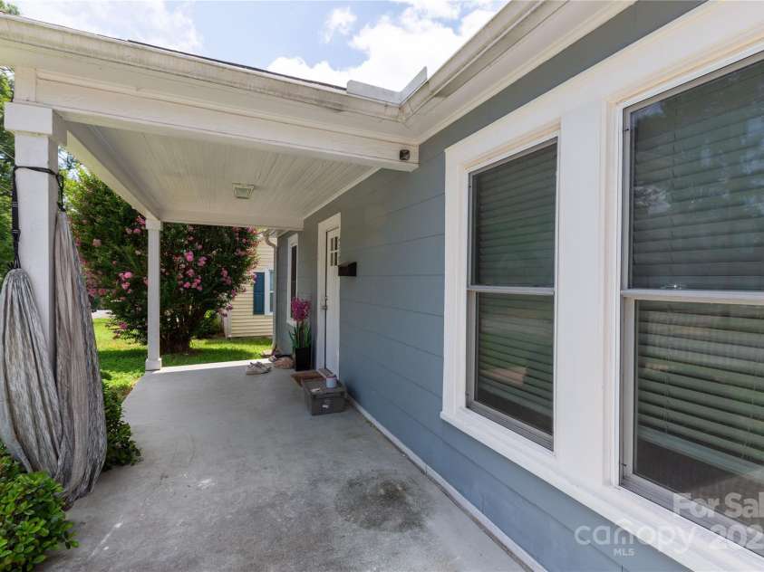 519 Rose Avenue, Kannapolis, NC 28083.  MLS# CAR4282227, YatesRealty ID 26615. 