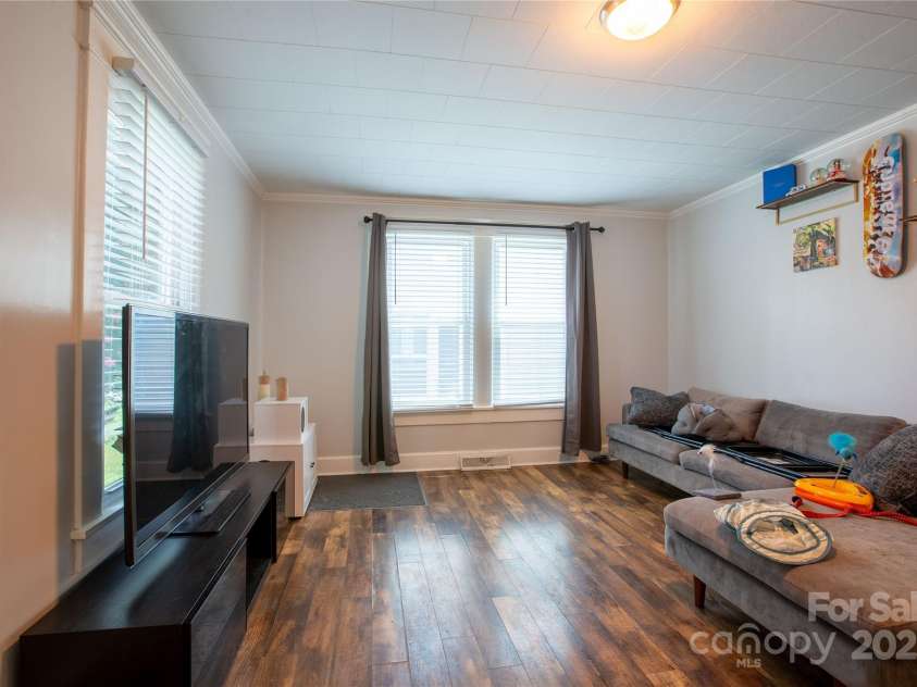 519 Rose Avenue, Kannapolis, NC 28083.  MLS# CAR4282227, YatesRealty ID 26615. 