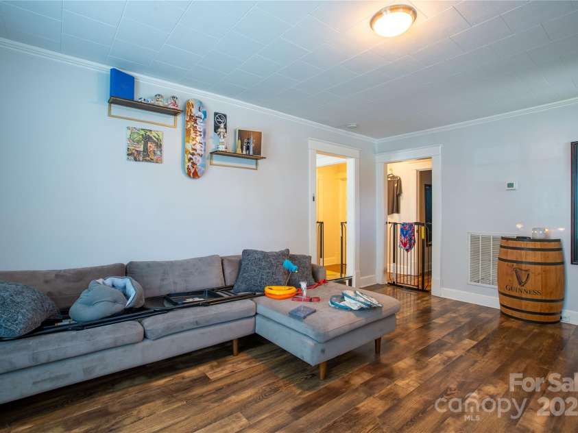 519 Rose Avenue, Kannapolis, NC 28083.  MLS# CAR4282227, YatesRealty ID 26615. 