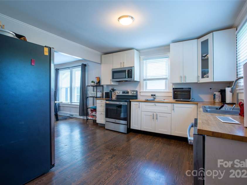 519 Rose Avenue, Kannapolis, NC 28083.  MLS# CAR4282227, YatesRealty ID 26615. 