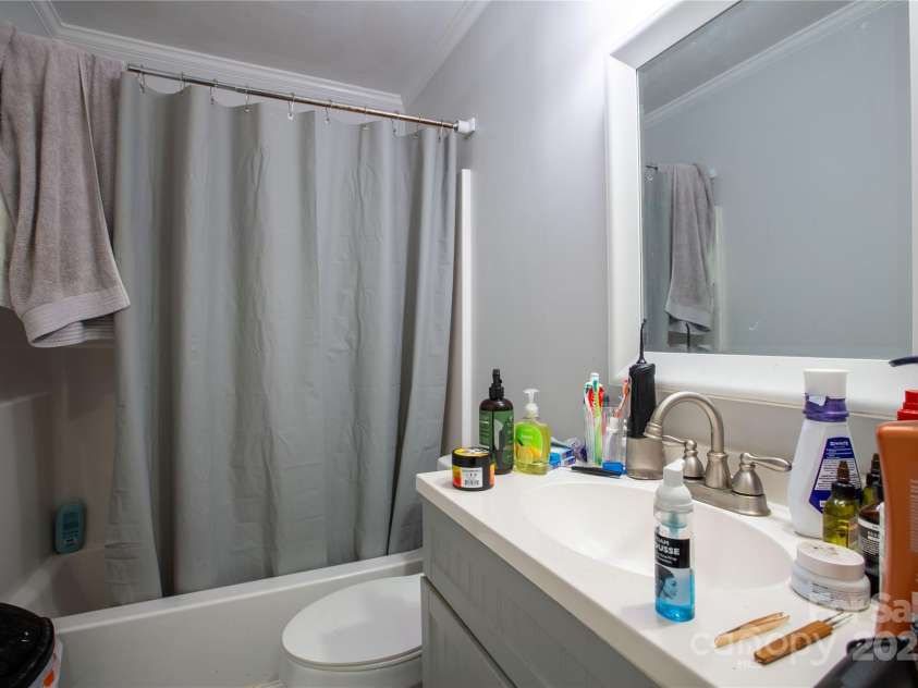 519 Rose Avenue, Kannapolis, NC 28083.  MLS# CAR4282227, YatesRealty ID 26615. 