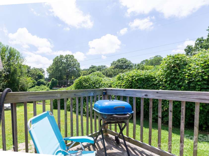 519 Rose Avenue, Kannapolis, NC 28083.  MLS# CAR4282227, YatesRealty ID 26615. 