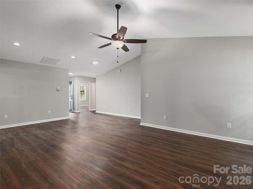88 Wiltshire Circle, Fletcher, NC 28732.  MLS# CAR4381022, YatesRealty ID 26615. 