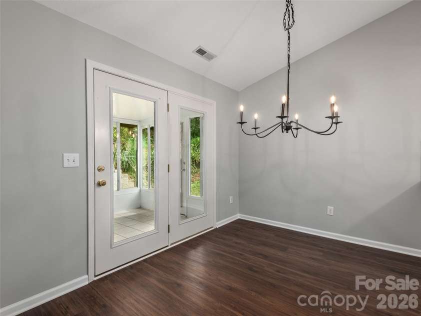88 Wiltshire Circle, Fletcher, NC 28732.  MLS# CAR4381022, YatesRealty ID 26615. 