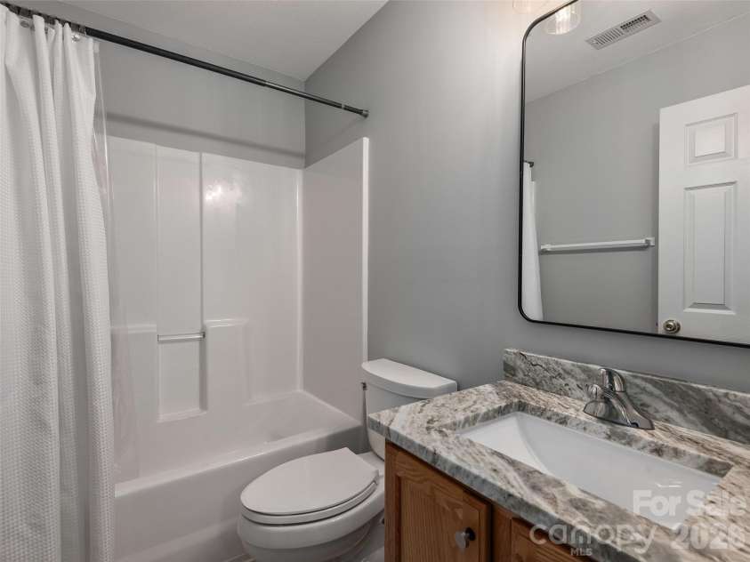 88 Wiltshire Circle, Fletcher, NC 28732.  MLS# CAR4381022, YatesRealty ID 26615. 
