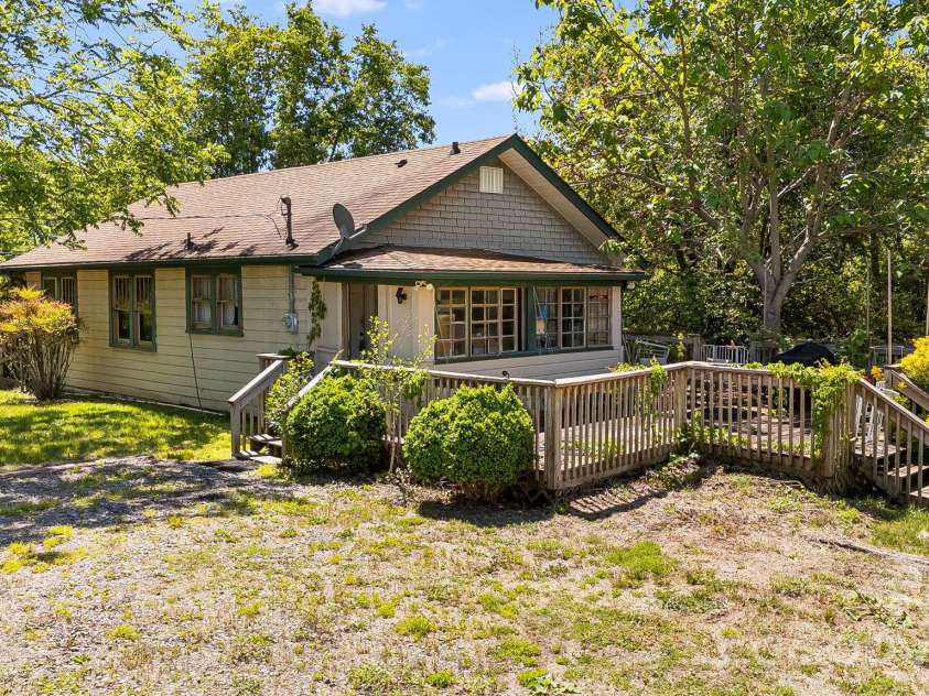 105 Liberty Street, Asheville, NC 28803.  MLS# CAR4382011, YatesRealty ID 26616. 