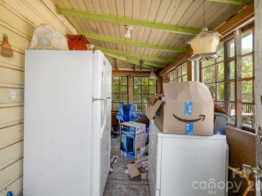 105 Liberty Street, Asheville, NC 28803.  MLS# CAR4382011, YatesRealty ID 26616. 