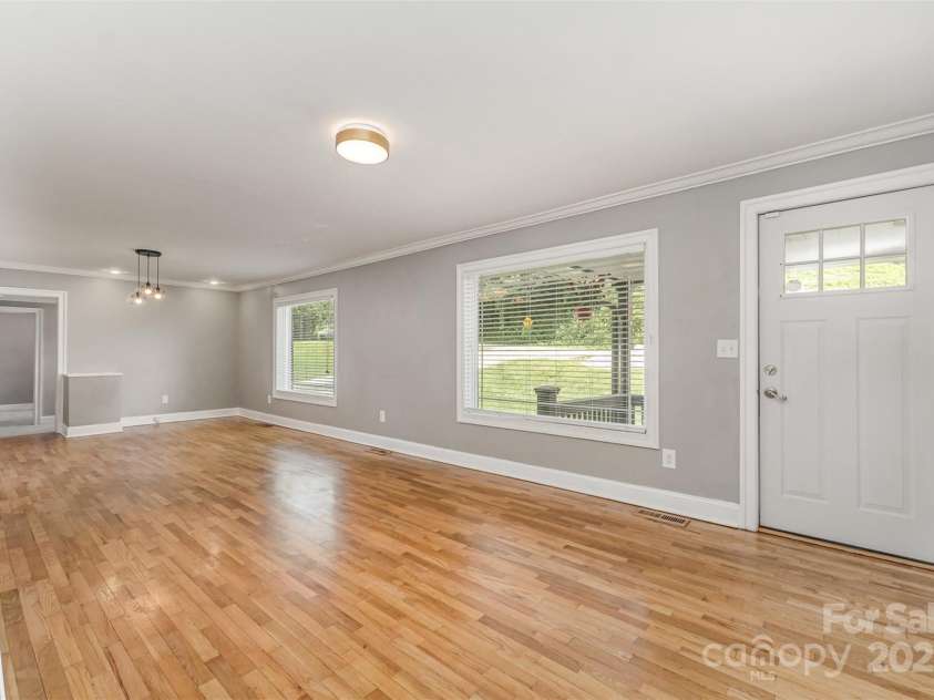 1164 Bradford Mountain Road, Lenoir, NC 28645.  MLS# CAR4278631, YatesRealty ID 26617. 