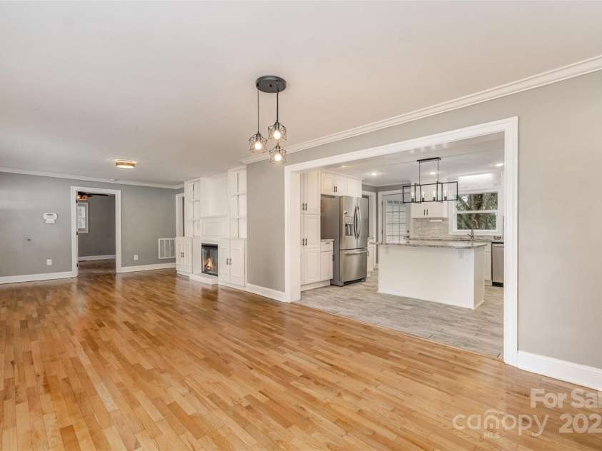 1164 Bradford Mountain Road, Lenoir, NC 28645.  MLS# CAR4278631, YatesRealty ID 26617. 