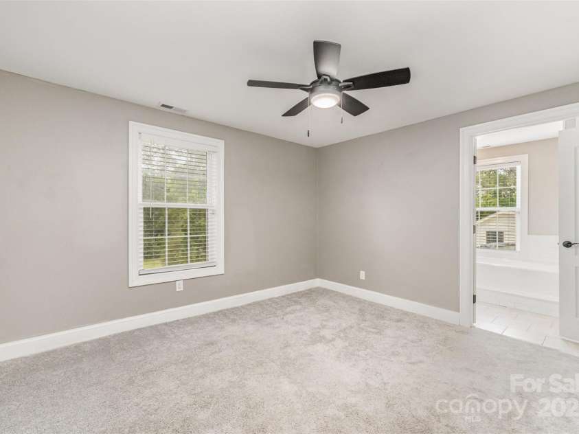 1164 Bradford Mountain Road, Lenoir, NC 28645.  MLS# CAR4278631, YatesRealty ID 26617. 