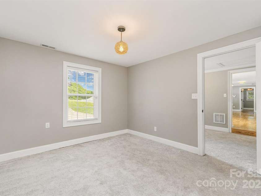 1164 Bradford Mountain Road, Lenoir, NC 28645.  MLS# CAR4278631, YatesRealty ID 26617. 