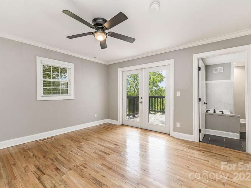 1164 Bradford Mountain Road, Lenoir, NC 28645.  MLS# CAR4278631, YatesRealty ID 26617. 