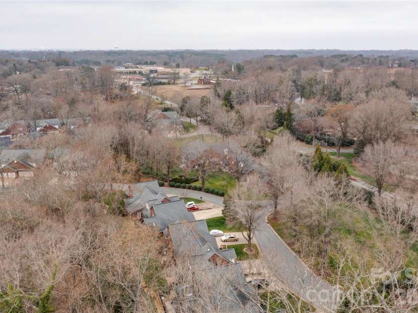 174 Columns Circle, Shelby, NC 28150.  MLS# CAR4353329, YatesRealty ID 26620. 