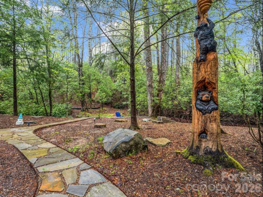 1040 Soquili Drive, Brevard, NC 28712.  MLS# CAR4353292, YatesRealty ID 26622. 