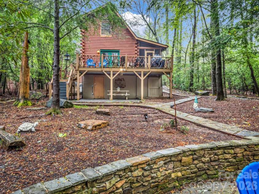1040 Soquili Drive, Brevard, NC 28712.  MLS# CAR4353292, YatesRealty ID 26622. 