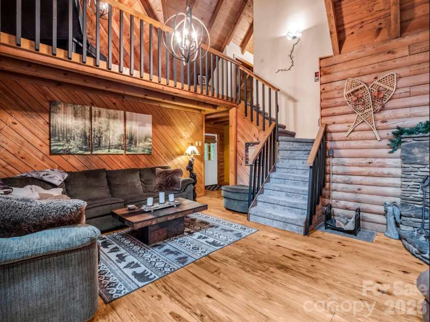 1040 Soquili Drive, Brevard, NC 28712.  MLS# CAR4353292, YatesRealty ID 26622. 