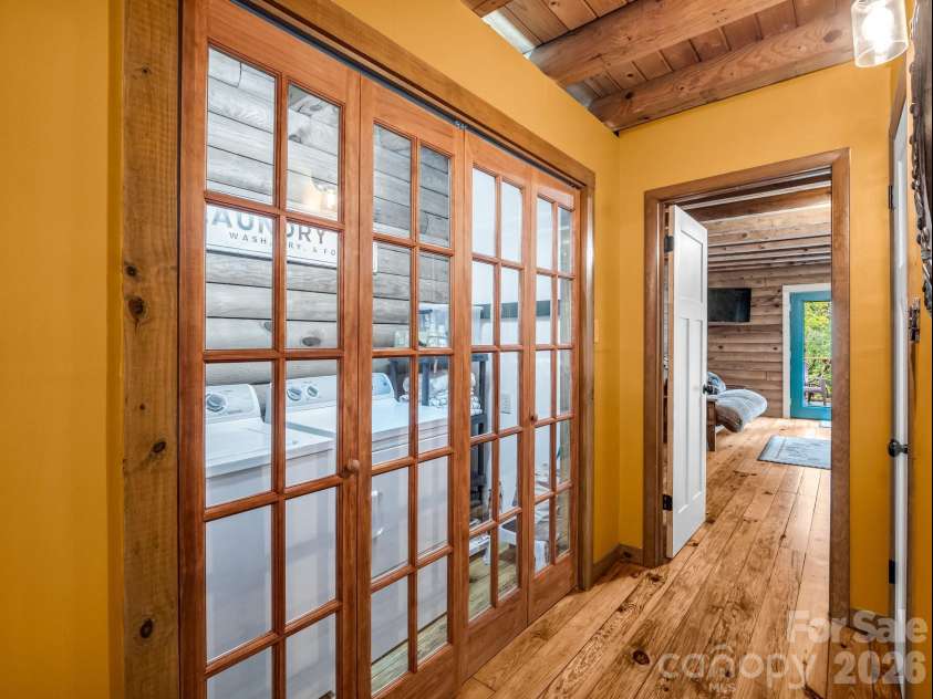 1040 Soquili Drive, Brevard, NC 28712.  MLS# CAR4353292, YatesRealty ID 26622. 