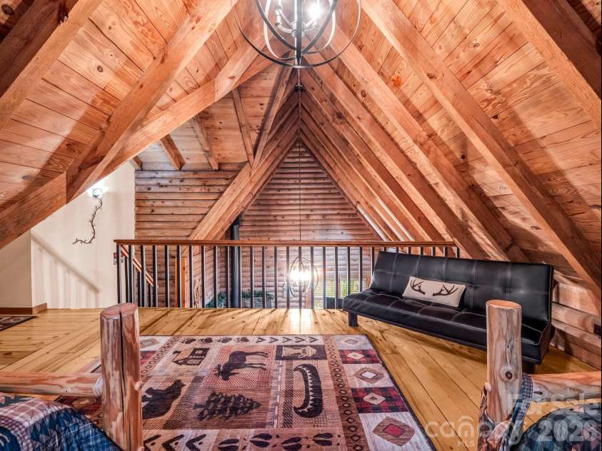 1040 Soquili Drive, Brevard, NC 28712.  MLS# CAR4353292, YatesRealty ID 26622. 