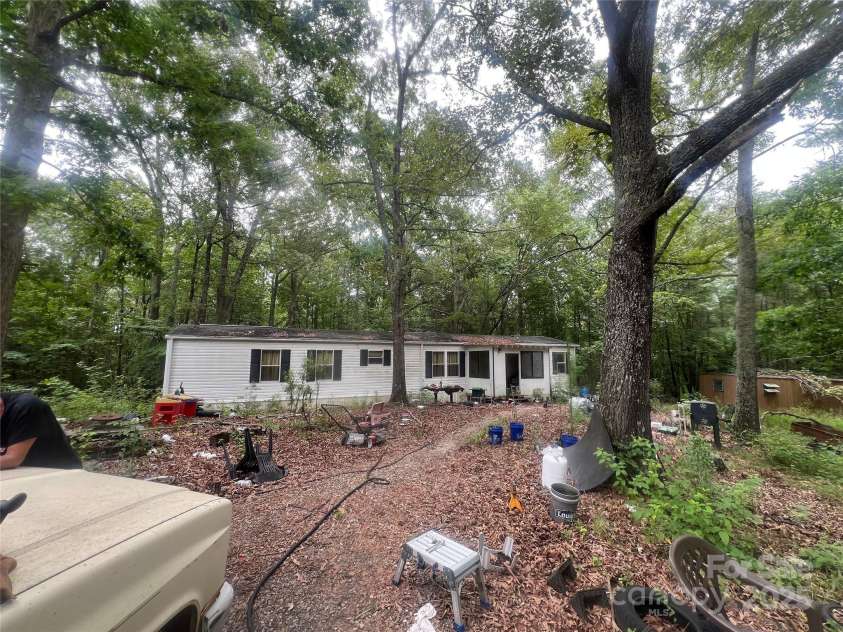 2865 Carmel Court, York, SC 29745.  MLS# CAR4281256, YatesRealty ID 26622. 